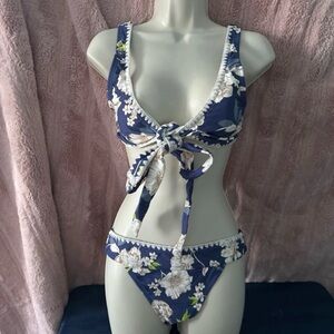 Cupshe Navy Floral Bikini Set